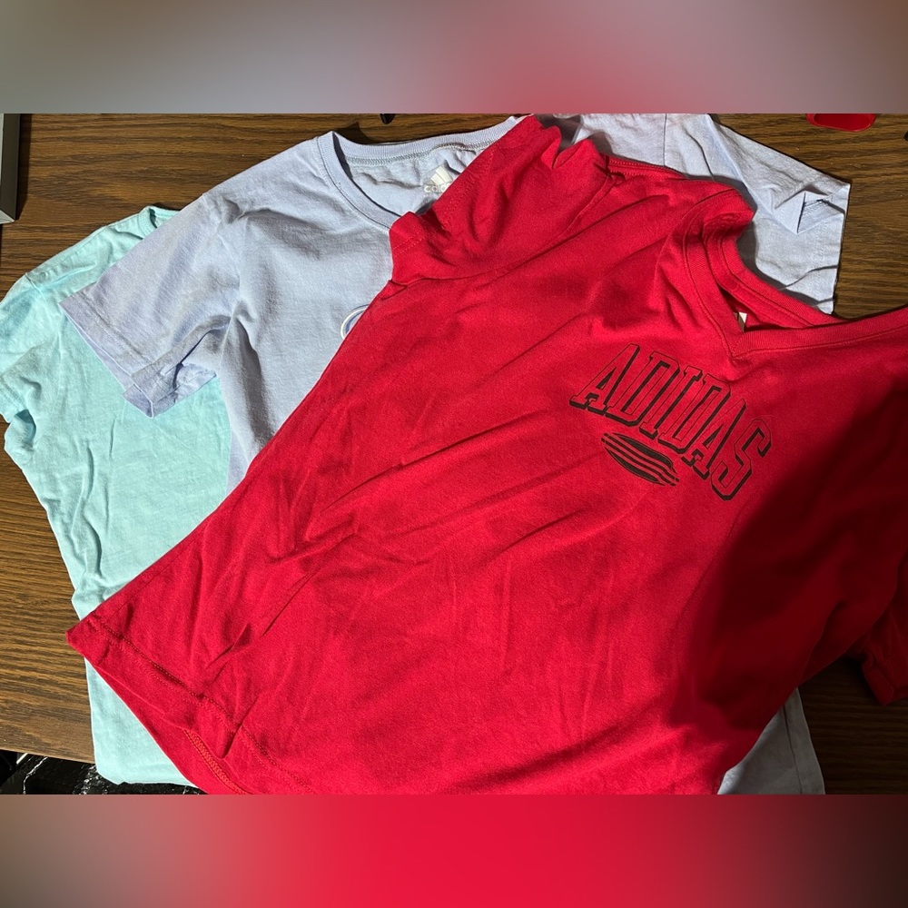 Women’s Adidas Shirts x3 - L